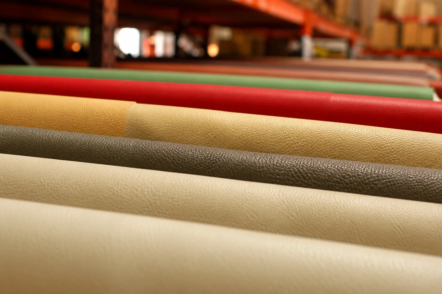 Rouleaux de cuir de différentes couleurs